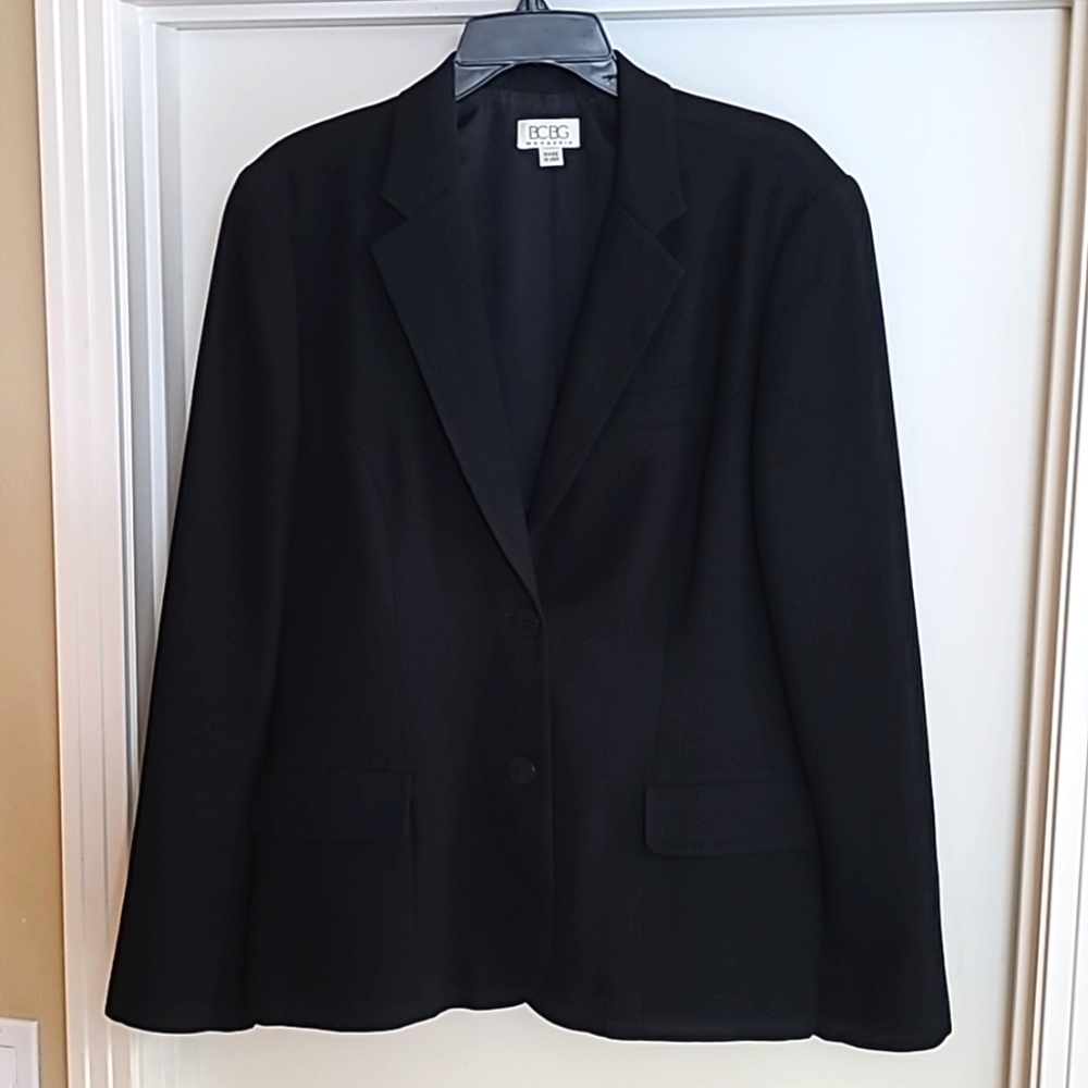 BCBGMaxAzria Black Tailored Blazer
